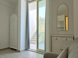 Aria condizionata e terrazza vista mare img16