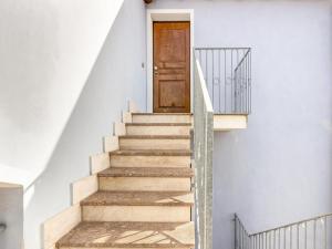 Attico con posteggio privato img8