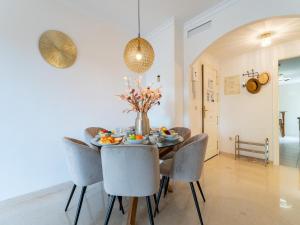 Cosy holiday apartment in Elviria, Marbella