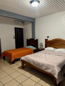 Hotel & Restaurante Tabacones