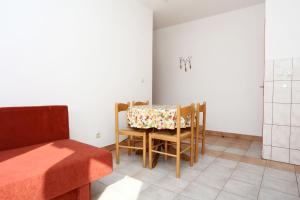 Apartments by the sea Trpanj, Peljesac - 10136
