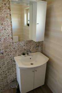 Holiday house with a parking space Kampor, Rab - 16357