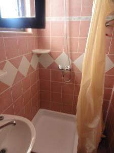 Seaside family friendly house with a swimming pool Okrug Donji, Ciovo - 14348