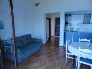 Seaside family friendly house with a swimming pool Okrug Donji, Ciovo - 14348