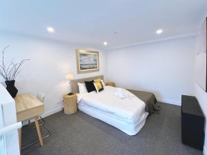 Convenient Loft Modern Stay Central Box Hill