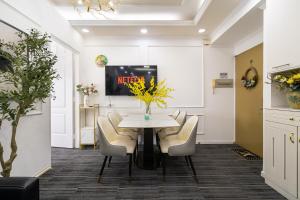 Unique Luxury Apartment -District 1 Central City