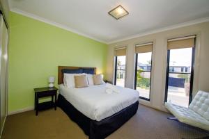33B Cypress