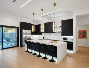 Havana - Walk to Old Town - Heated Pool & Spa