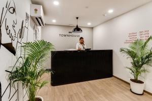 Super Townhouse Gandhi Hall