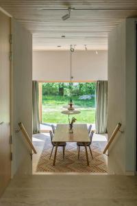 Architect-Designed Gem By The Forest Near Långsjön