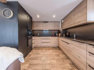 Courchevel 1850 - Appartement 8 pers. - Centre station - Proche pistes - Wi-Fi - FR-1-631-239