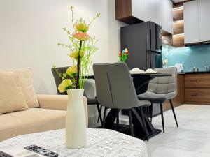 Cobena - 1 phòng ngủ luxury the beverly