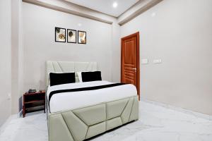 Collection O Sector 33 Gurgaon