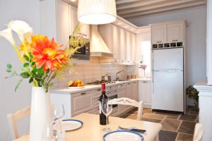 THA-LIA Myconian Suites and Studios Myconos Greece