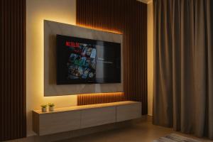 Downtown Burj Khalifa View One Bedroom Apartment