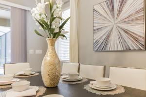 5264OBA- Solterra Resort