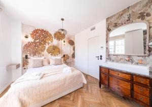 Villa Rosoliel - 250 m2 avec piscine, sauna et terrasse panoramique - Centre ville à 10 minutes à pieds