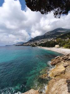 Bright apartment in Menton