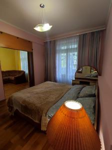 Spacious apartment at 18 Grigory Skovoroda Street