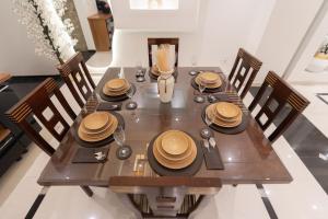 شقة رائعة في المهندسين في قلب القاهرة