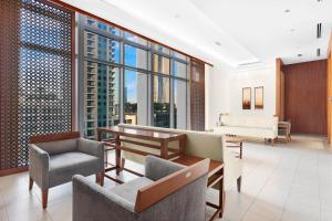 FIRST CLASS 1BR Downtown Elegance & Burj Khalifa