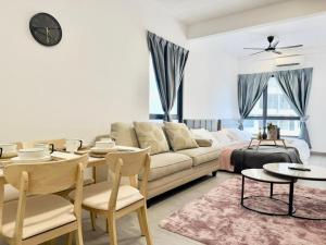 RE sunsuria 1-6Pax Setia City Mall SCCC home 4bed