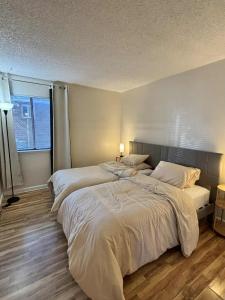 Near Lake, Golf and Tennis - Reno Condo