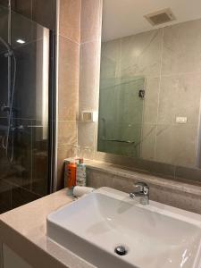 astra sharingla view top floor