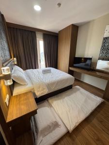 Aston Apartment 16-07