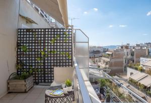 Kolonaki Penthouse - Acropolis View - 5min Metro
