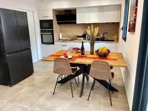 Maison de Plain Pied 65 m2, Hyper Centre, Cour Intérieure