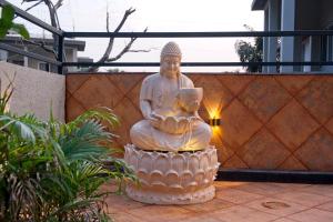 Mansarovar Bungalows