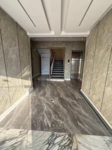 استديوهات أُنس بطابع بوهيمي