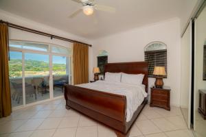 Colina 5D 3 bdr Garden View in Los Suenos