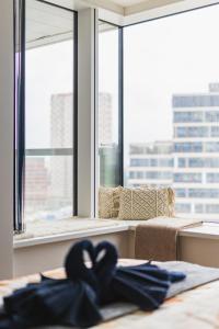 Apartment in Panorama City with stunning views