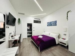 San Saba Street Apartment 48