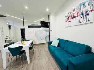 San Saba Street Apartment 52