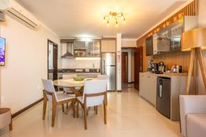 -Apto moderno 60m da Praia dos Ingleses!