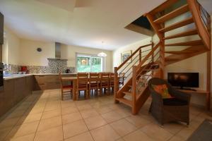 Domaine des Ayasses , Gîte de la Foret - 10 personnes