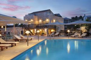 4 hvězdičkový hotel Thirides Beach Resort Gythio Řecko