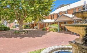 Middleton Beach Abode