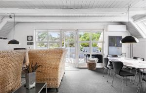 3 Bedroom Stunning Home In Vestervig