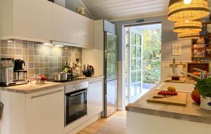 Gorgeous Home In Hornbæk With Wifi