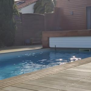 Maison indépendante avec piscine et jardin à Mérignac, à 15 min du centre de Bordeaux