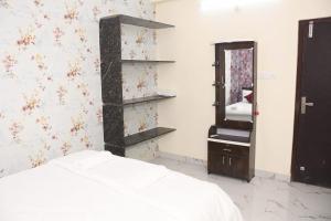 Peaceful, Spacious and AiryHome -near US Consulate