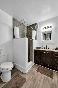 Upcycled Shipping Containers Transformeda Glamping Home for a Unique Florida Vacation