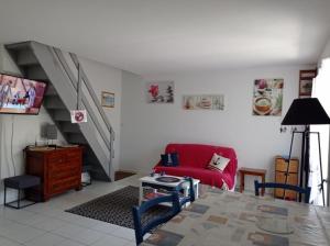 Charmante Maison Bord de Mer avec Piscine et Tennis 5-P