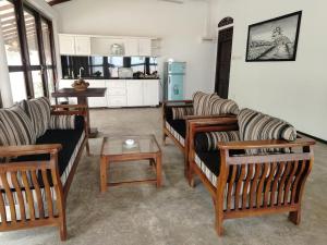 Samudura Beach House, Owakanda