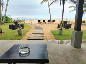 Samudura Beach House, Owakanda