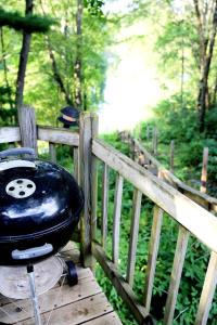 Lakefront Vacation Rental with a Deck and Hot Tub near Wisconsin Dells
